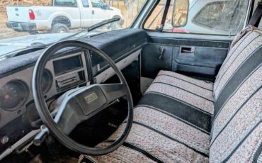 Chevrolet-k20-1986-3
