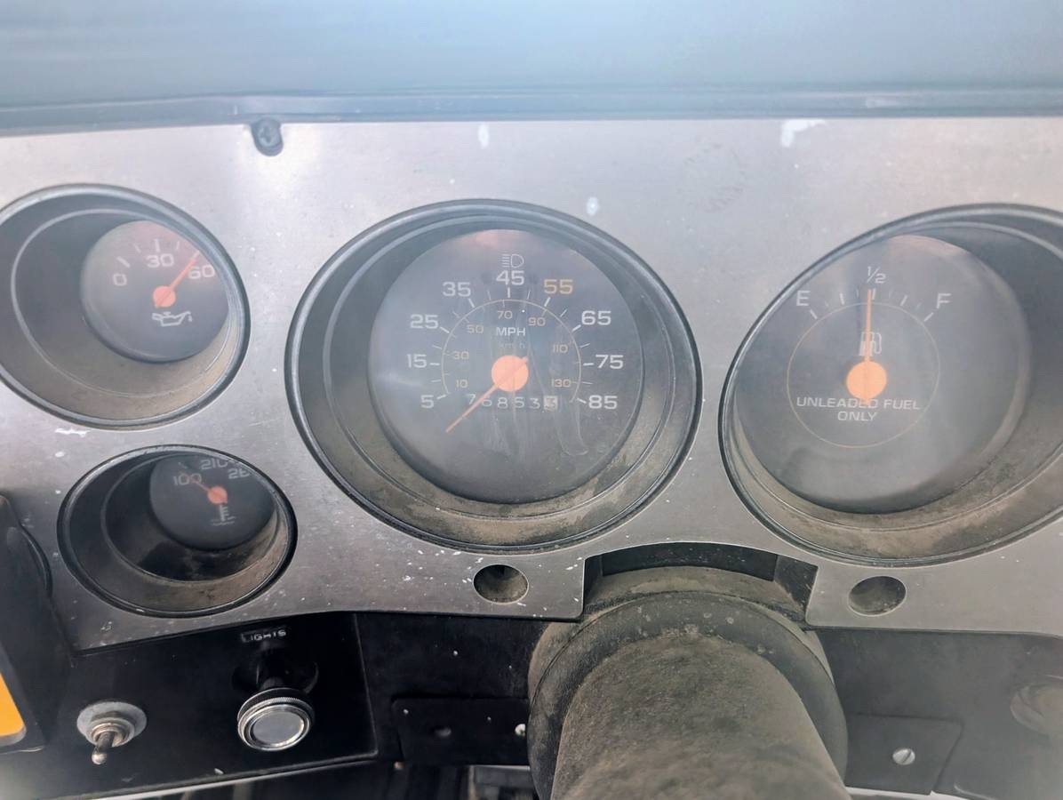 Chevrolet-k20-1986-4