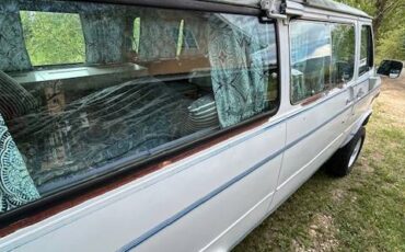 Chevrolet-k20-van-1985-white-22