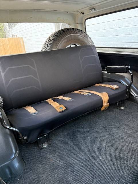 Chevrolet-k5-blazer-1974-black-2