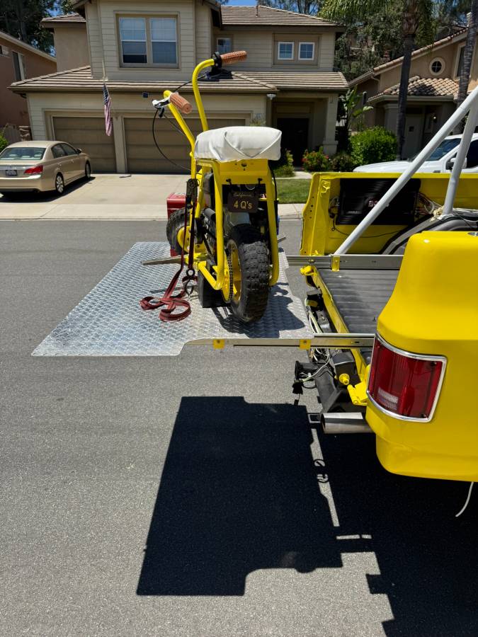 Chevrolet-k5-blazer-1975-yellow-4
