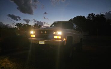 Chevrolet-k5-blazer-1991-white-1