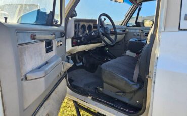Chevrolet-k5-blazer-1991-white-4