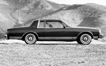 Chevrolet-landau-1980-custom-7