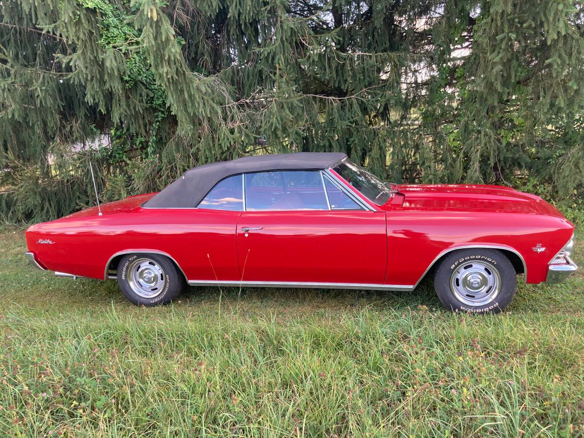 Chevrolet-malibu-1966-3