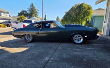 Chevrolet-malibu-1969-green