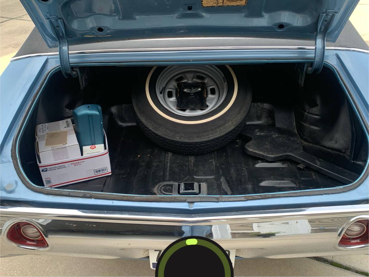 Chevrolet-malibu-1972-blue-5