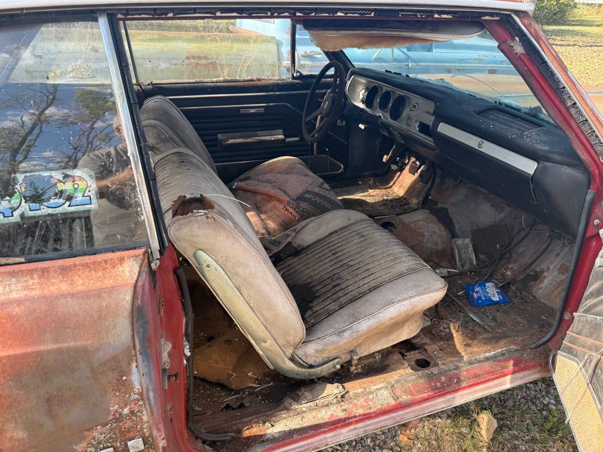 Chevrolet-malibu-2-door-hardtop-1965-blue-13