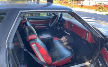 Chevrolet-malibu-classic-1976-black-5