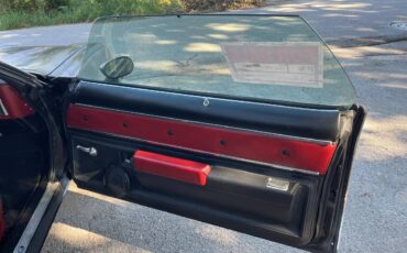 Chevrolet-malibu-classic-1976-black-7
