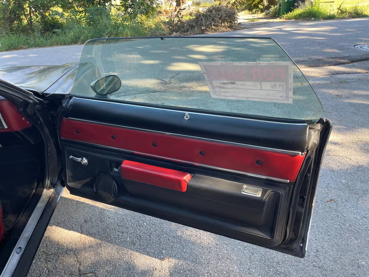 Chevrolet-malibu-classic-1976-black-7