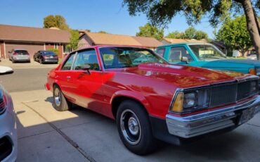 Chevrolet-malibu-classic-1978-red-11