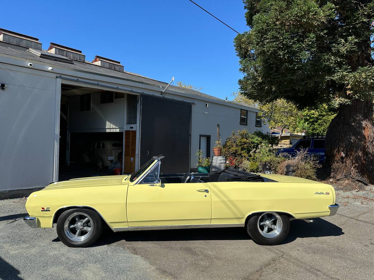 Chevrolet-malibu-ss-convertible-1965-2