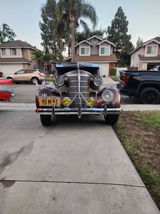 Chevrolet-master-1938-brown-1