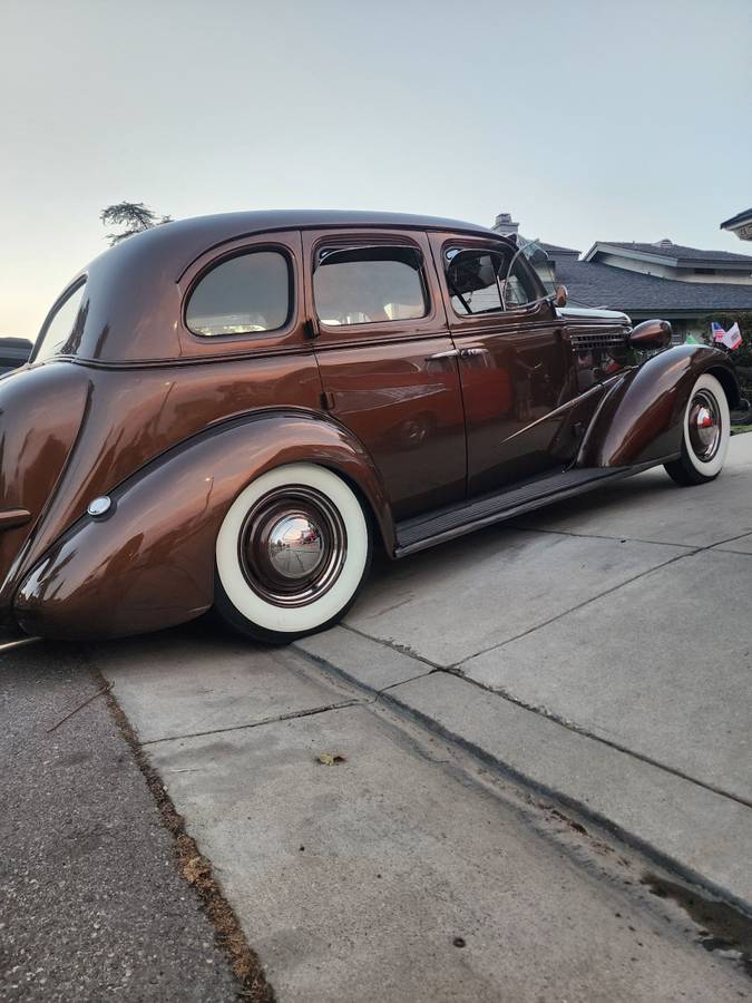 Chevrolet-master-1938-brown-4