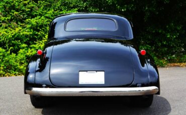 Chevrolet-master-85-1939-black-9