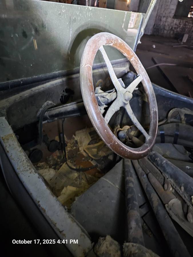 Chevrolet-model-490-touring-car-1917-black-2
