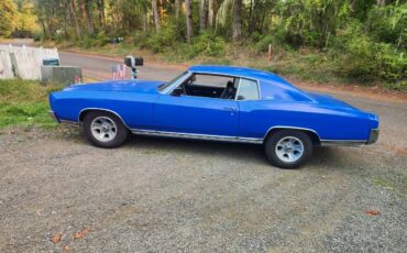 Chevrolet-monte-carlo-1971-blue-1