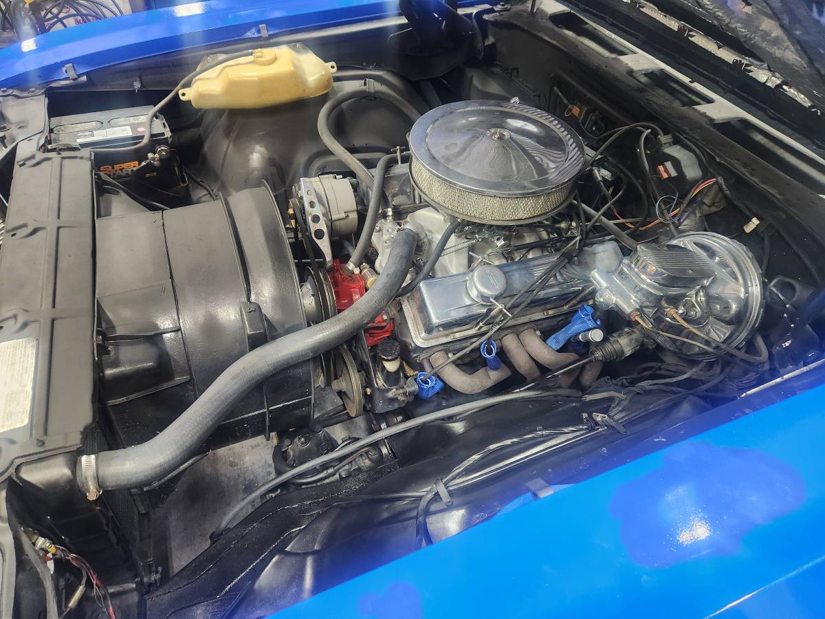 Chevrolet-monte-carlo-1971-blue-9