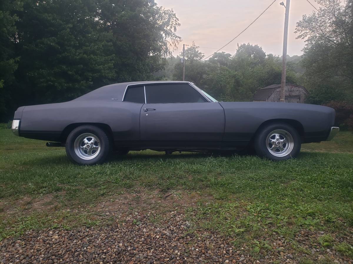 Chevrolet-monte-carlo-1972-custom-8