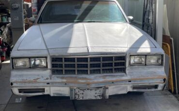 Chevrolet-monte-carlo-1985-grey