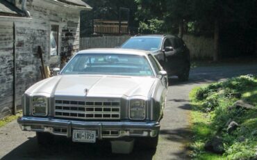 Chevrolet-monte-carlo-landau-1977-silver