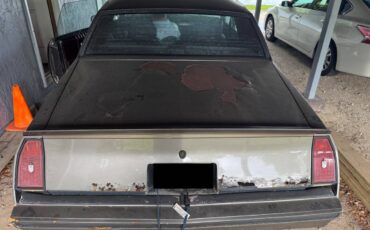 Chevrolet-monte-carlo-ss-1985-1