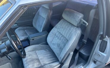 Chevrolet-monte-carlo-ss-1985-6