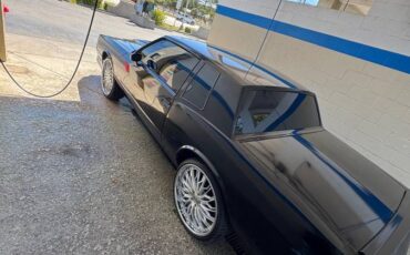 Chevrolet-monte-carlo-ss-1985-black-3