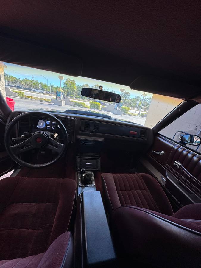 Chevrolet-monte-carlo-ss-1985-black-5