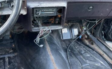 Chevrolet-monte-carlo-ss-1987-black-9