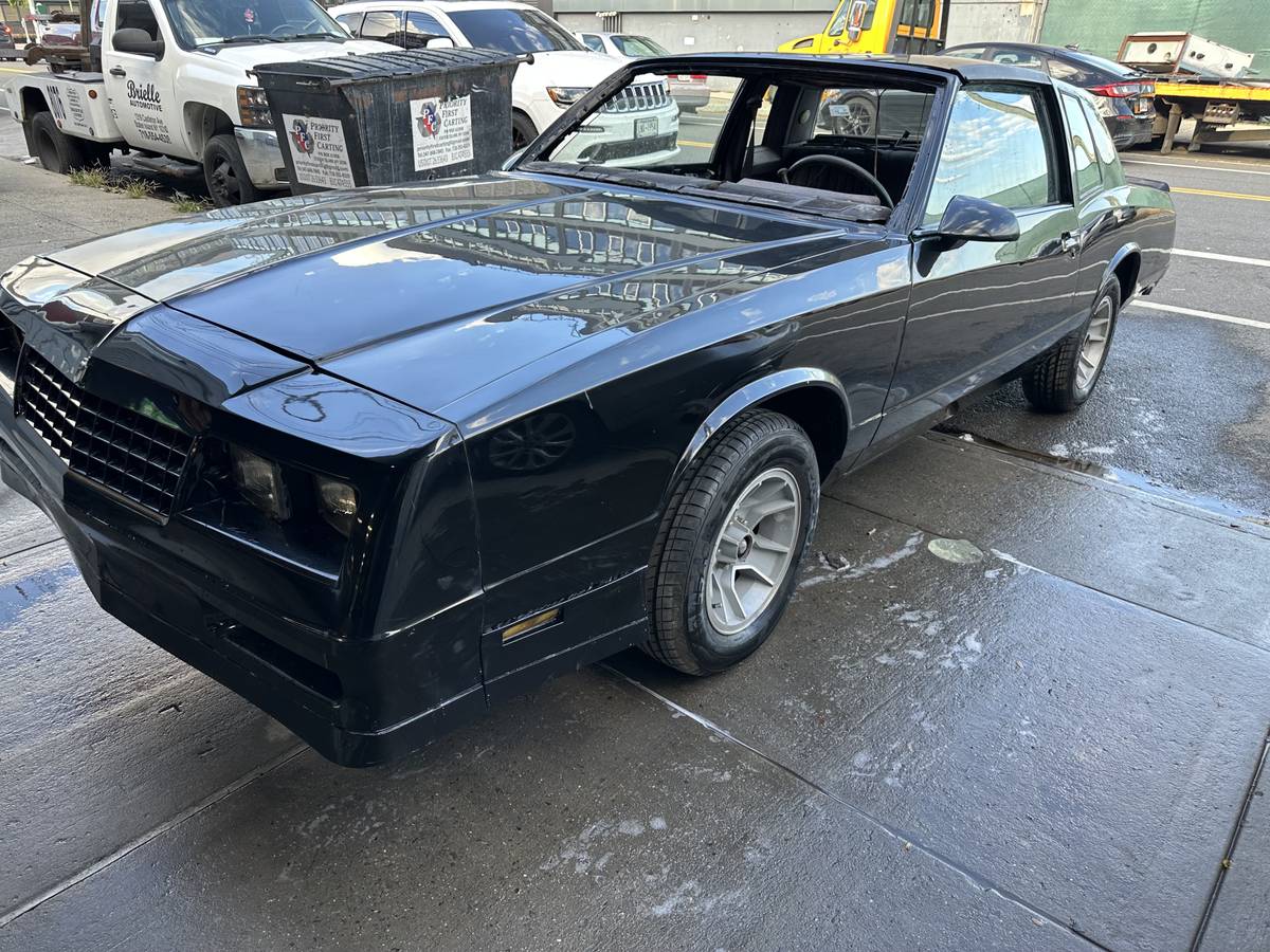Chevrolet-monte-carlo-ss-1987-black