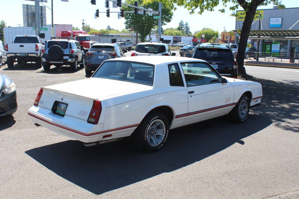Chevrolet-monte-carlo-ss-1987-white-6