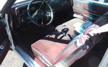 Chevrolet-monte-carlo-ss-1987-white-9