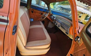 Chevrolet-nomad-1954-orange-4