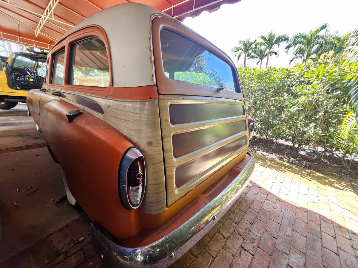 Chevrolet-nomad-1954-orange-9