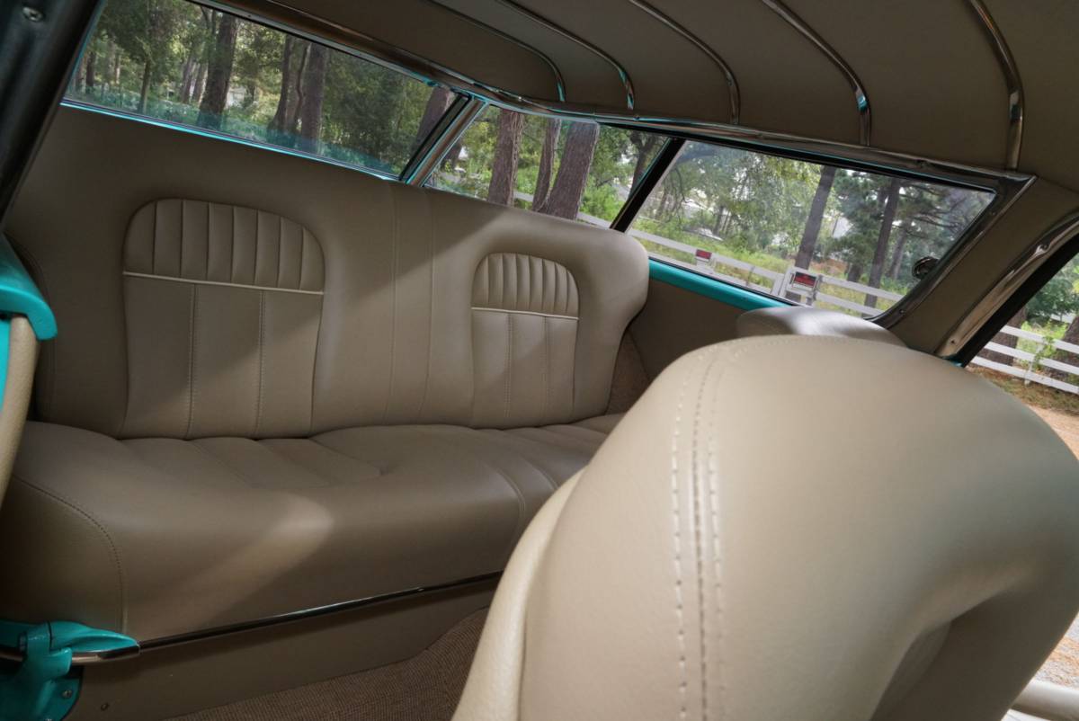Chevrolet-nomad-1955-blue-10