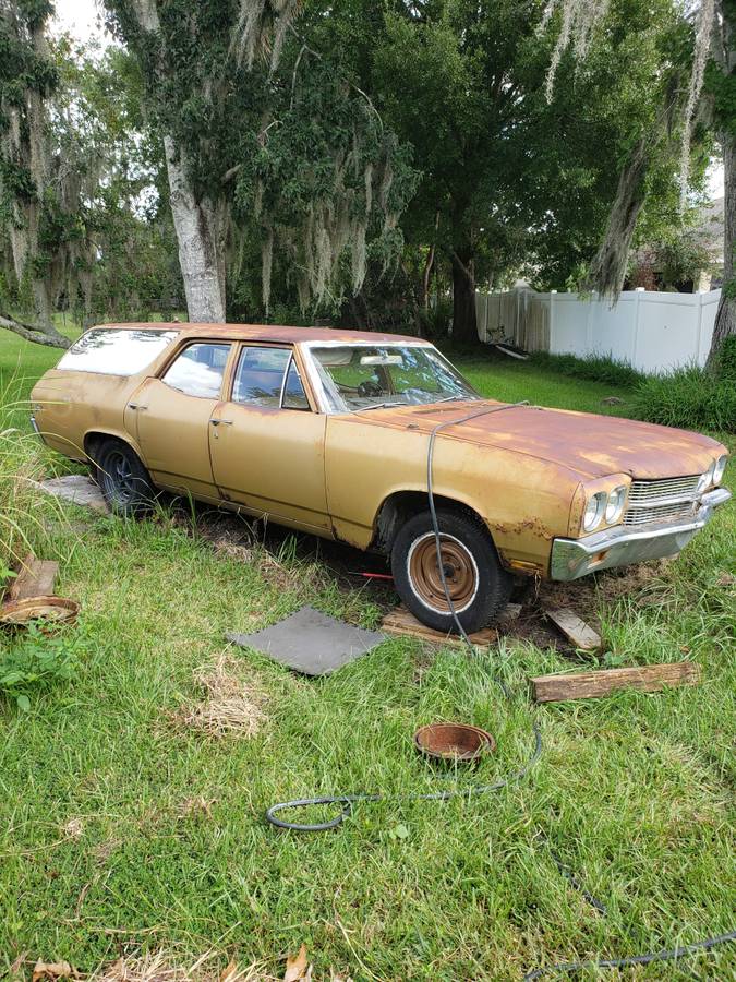 Chevrolet-nomad-1970-custom-3