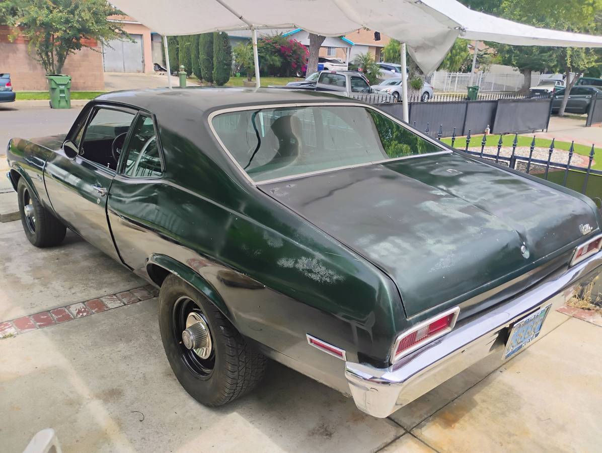 Chevrolet-nova-1972-green