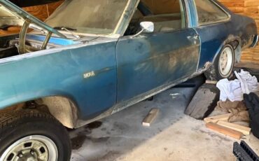 Chevrolet-nova-1975-blue-18