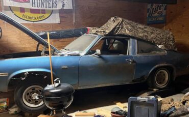 Chevrolet-nova-1975-blue-19