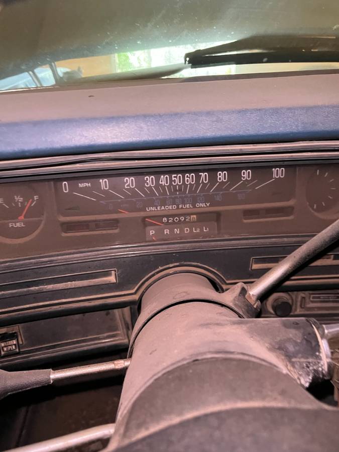 Chevrolet-nova-1975-blue-5