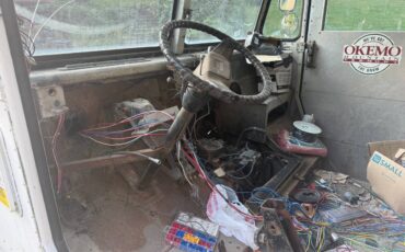 Chevrolet-p-series-1-ton-nominal-1988-white-4