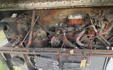 Chevrolet-p-series-1-ton-nominal-1988-white-8