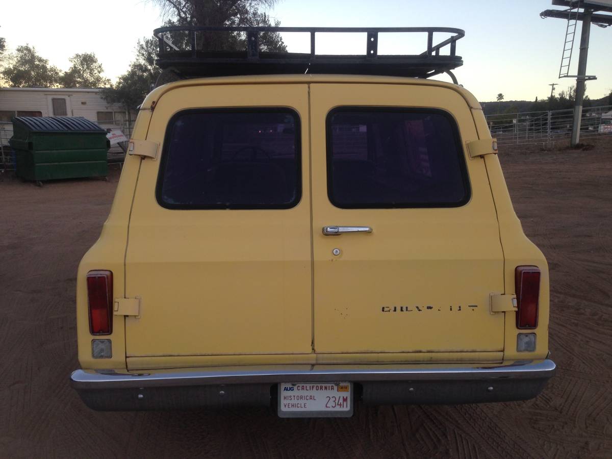 Chevrolet-panelambulance-1968-14