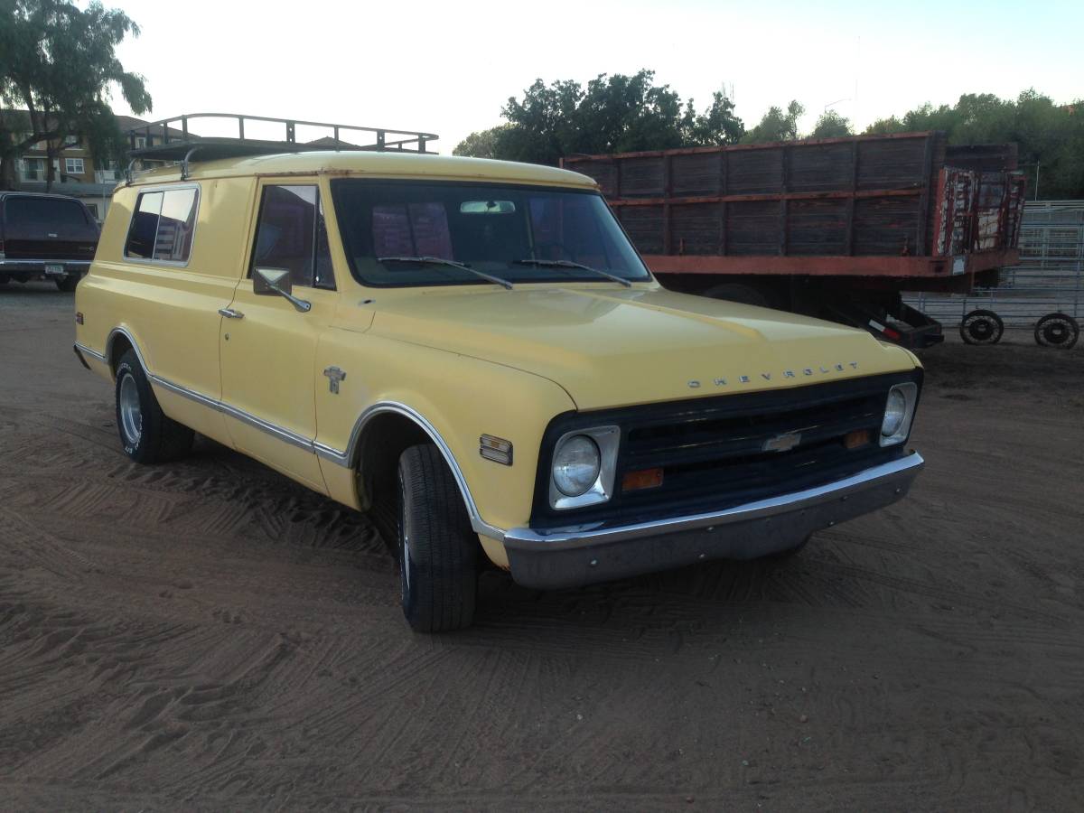 Chevrolet-panelambulance-1968-15