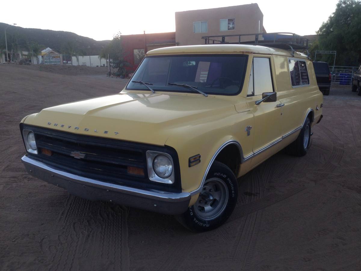 Chevrolet-panelambulance-1968-17