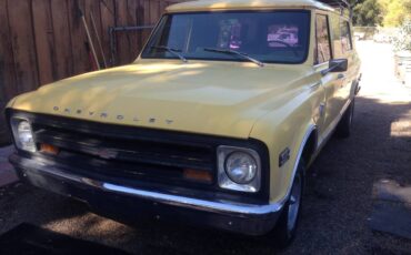 Chevrolet-panelambulance-1968-18