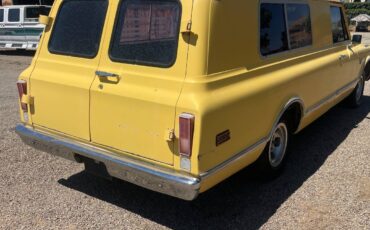 Chevrolet-panelambulance-1968-3