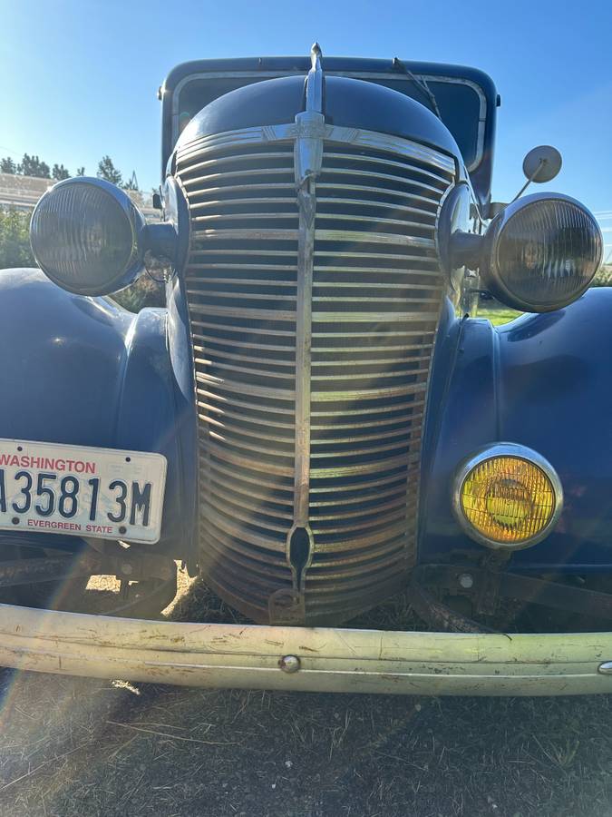 Chevrolet-pickup-1938-blue-4